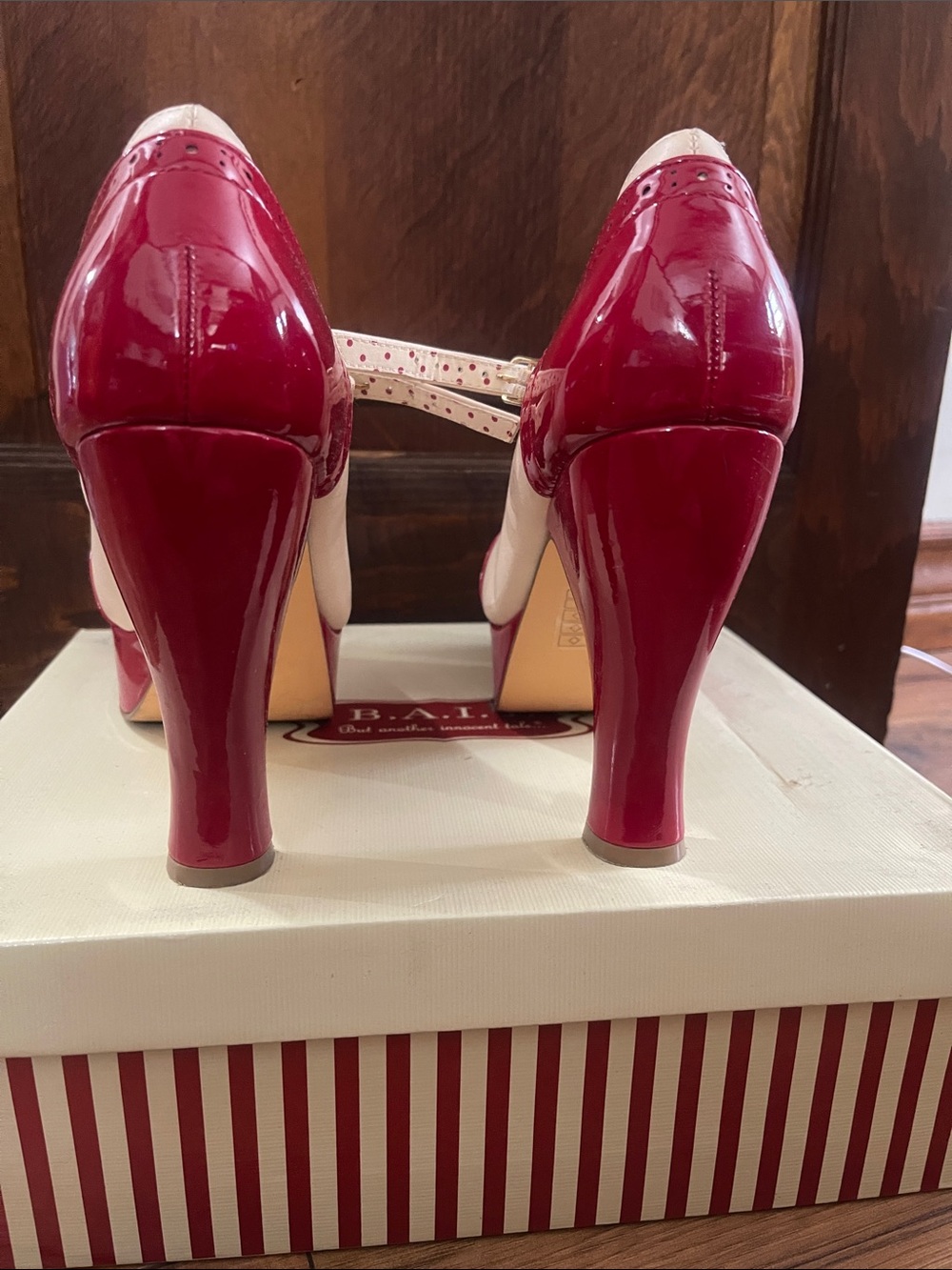 Two-Tone Red and Cream Mary Jane Platform Heels - Picture 3 of 6
